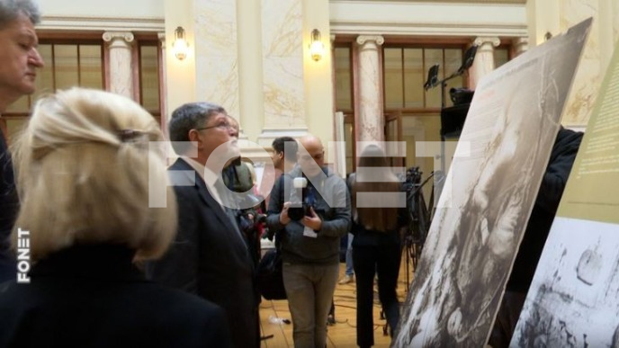 Obišli izložbu o Jasenovcu